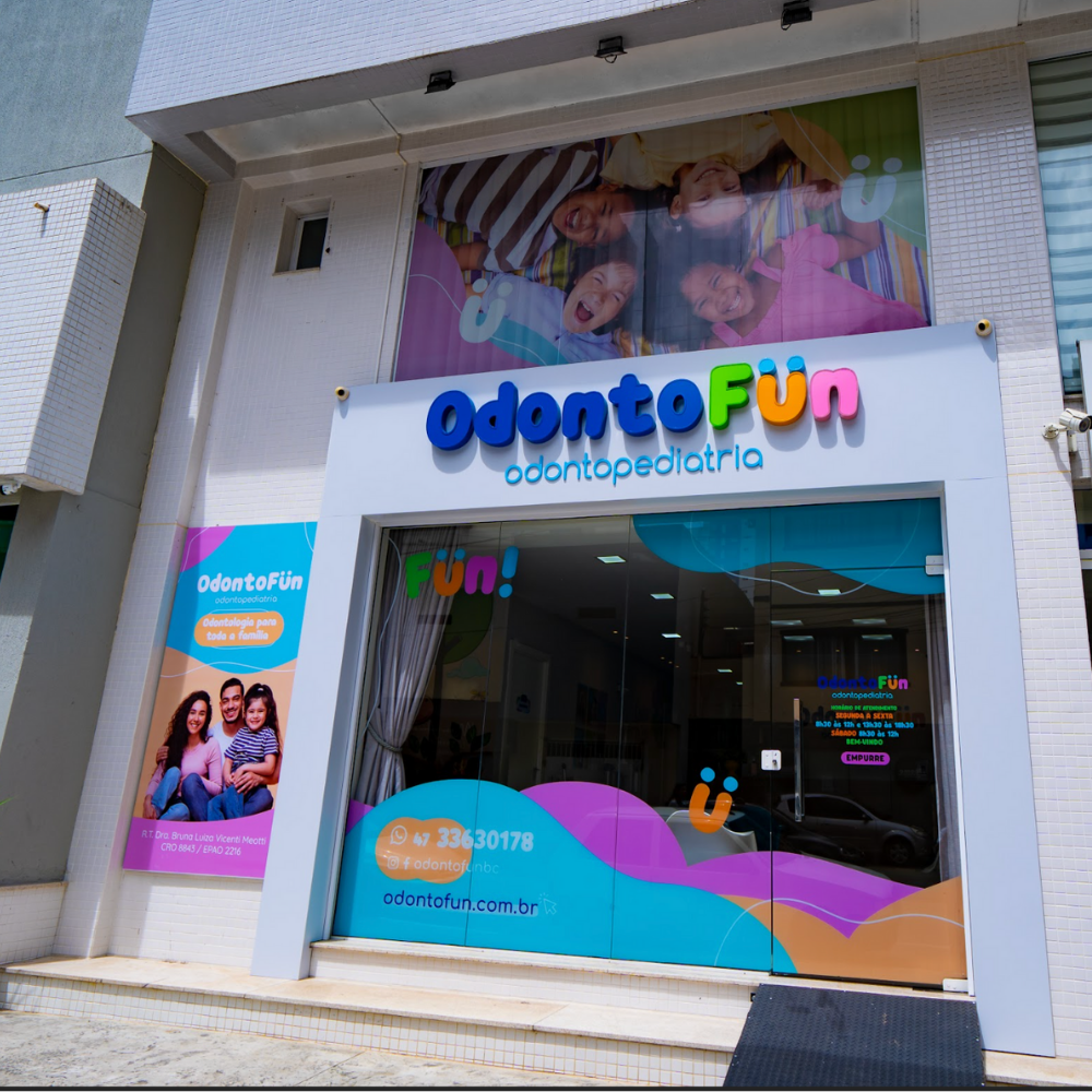 Dra. Bruna Luiza - Clinica OdontoFun - Balneário Camboriú - SC