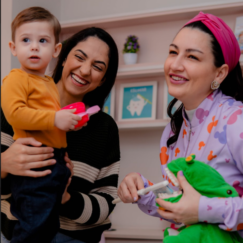 Dra. Bruna Luiza Meoti - Odontopediatria em Balneário Camboriú